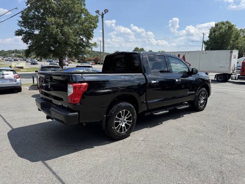 Used 2021 Nissan Titan SV w/ Accessory Utility Package AWD/4WD image 5