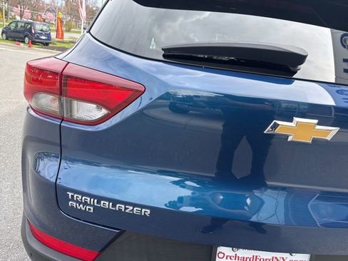 Used 2021 Chevrolet TrailBlazer LT w/ Convenience Package image 8