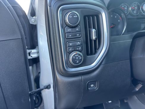 Used 2021 Chevrolet Silverado 3500 LTZ image 16