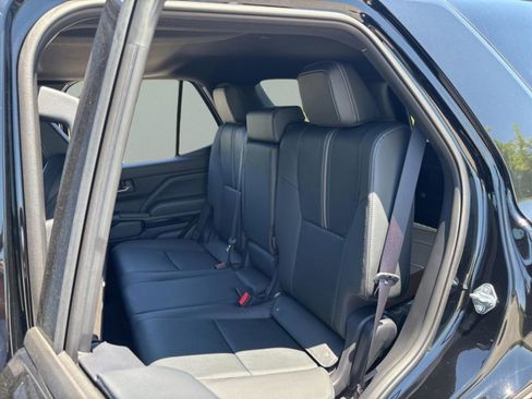 New 2026 Toyota 4Runner Limited AWD/4WD image 29