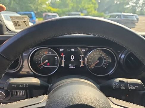 Used 2021 Jeep Wrangler Unlimited Sport AWD/4WD image 8