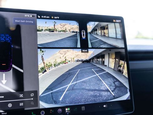 Used 2026 Tesla Model Y 2WD image 13