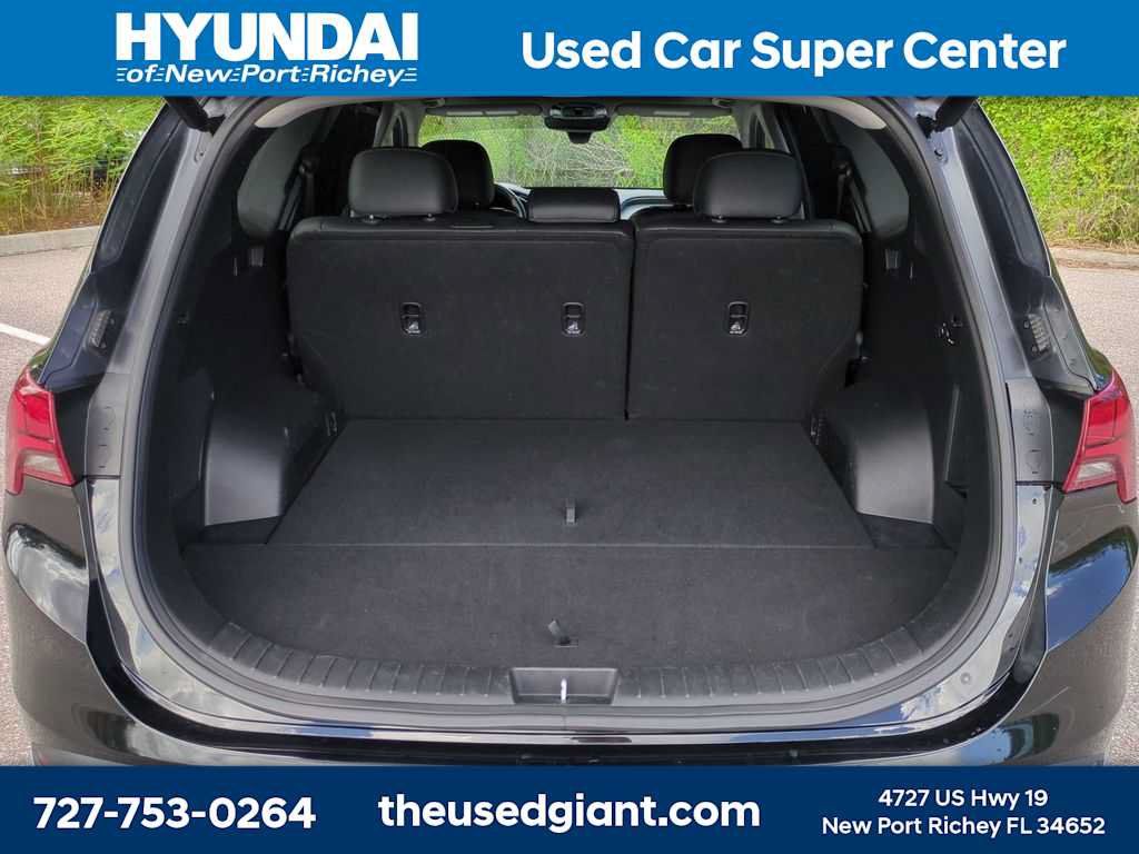 Certified 2023 Hyundai Santa Fe SEL w/ Premium Package FWD image 12