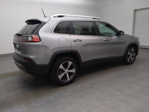 Used 2019 Jeep Cherokee Limited FWD image 10