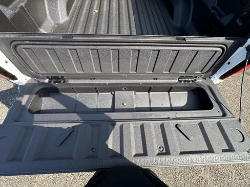 New 2026 Chevrolet Colorado ZR2 w/ Technology Package image 30