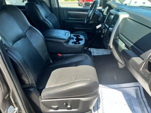 Used 2017 RAM 2500 Big Horn w/ Night Special Edition AWD/4WD image 13