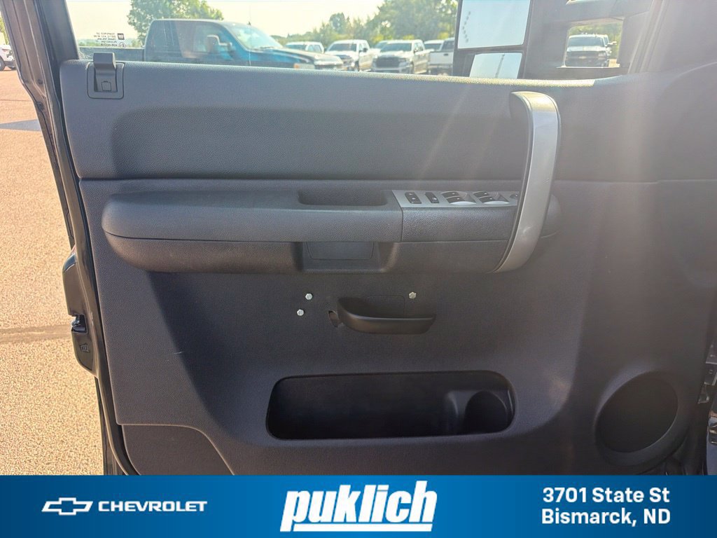 Used 2007 Chevrolet Silverado 2500 LT w/ 1LT Convenience Package AWD/4WD image 19