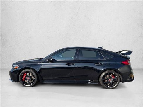 Used 2025 Honda Civic Type R image 9