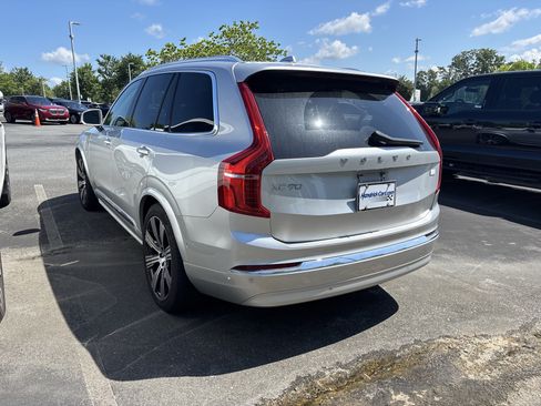 Used 2022 Volvo XC90 T8 Inscription w/ Advanced Package AWD/4WD image 16