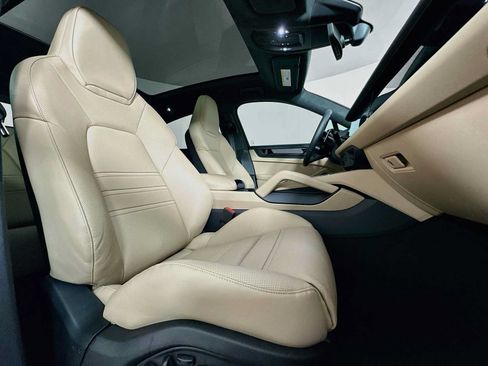 New 2026 Porsche Cayenne GTS AWD/4WD image 29