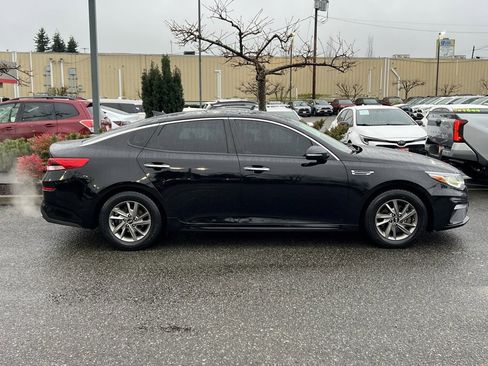 Used 2019 Kia Optima LX image 5
