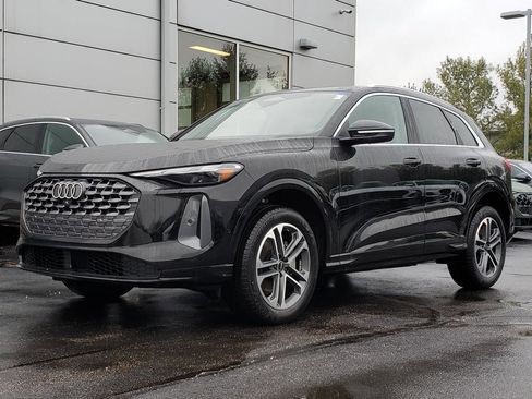 New 2025 Audi Q5 Premium image 1