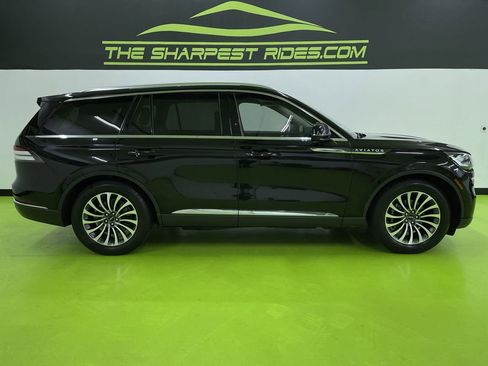 Used 2020 Lincoln Aviator Reserve w/ Equipment Group 201A image 11