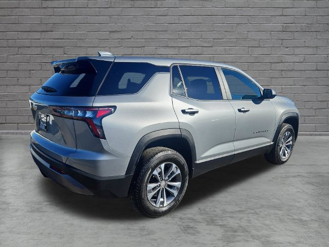 Used 2025 Chevrolet Equinox LT FWD image 5