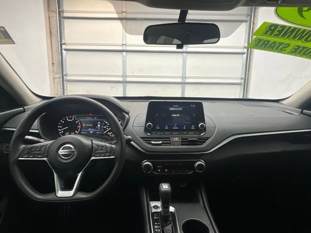 Used 2019 Nissan Altima 2.5 S FWD image 4