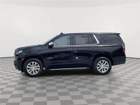 Used 2024 Chevrolet Tahoe Premier w/ Premium Package AWD/4WD image 2