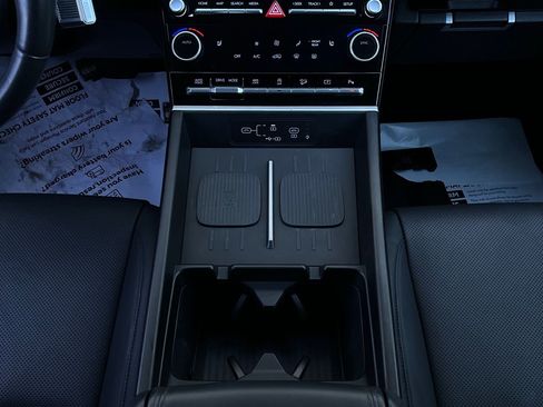 Used 2025 Hyundai Santa Fe SEL image 16