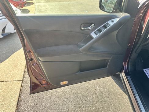 Used 2014 Nissan Murano S AWD/4WD image 17
