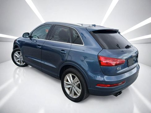 Used 2017 Audi Q3 2.0T Premium Plus w/ Premium Plus Package FWD image 5