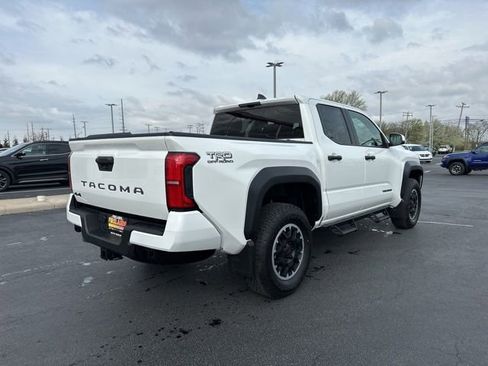 New 2026 Toyota Tacoma TRD Off-Road AWD/4WD image 7