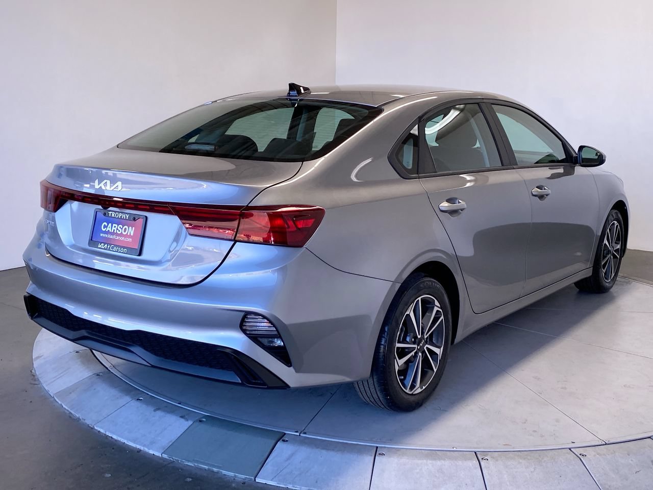 Certified 2024 Kia Forte LXS FWD image 5