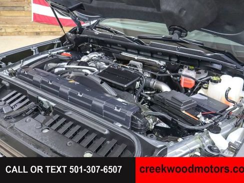Used 2024 GMC Sierra 2500 AT4X AWD/4WD image 15