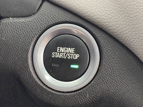 Certified 2024 Chevrolet Equinox LS w/ LS Convenience Package image 25