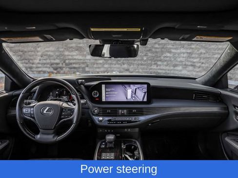 Used 2024 Lexus LS 500 AWD w/ Interior Upgrade Package image 32