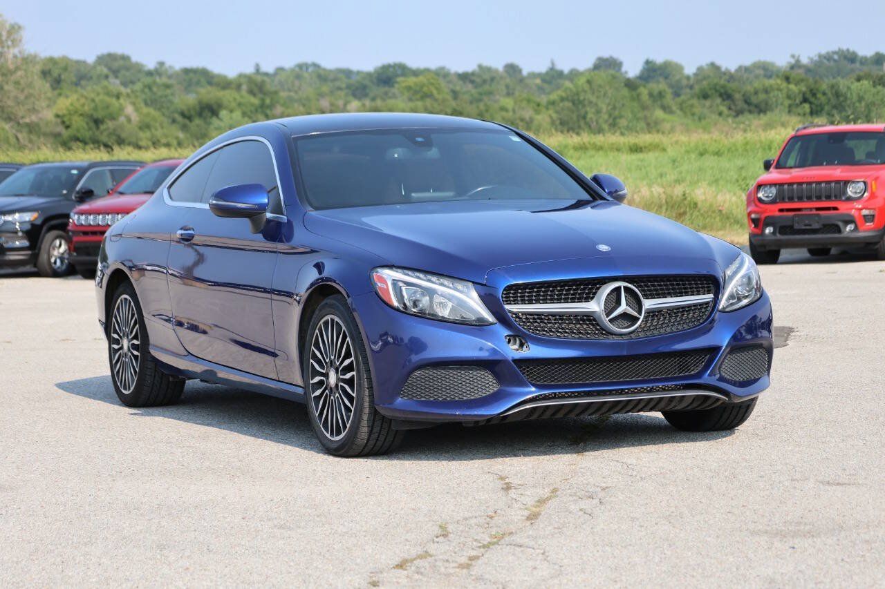 Used 2017 Mercedes-Benz C 300 4MATIC Coupe image 4