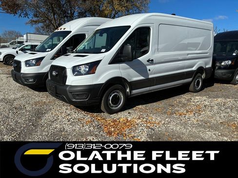 New 2026 Ford Transit 250 148 Medium Roof image 2