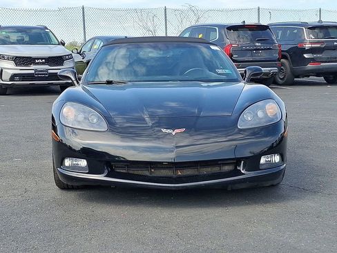Used 2009 Chevrolet Corvette Convertible w/ Preferred Equipment Group RWD image 2