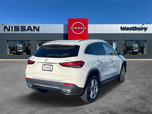 Used 2022 Mercedes-Benz GLA 250 4MATIC image 5