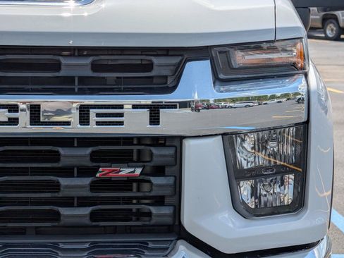 Used 2022 Chevrolet Silverado 2500 LT w/ All Star Edition AWD/4WD image 10