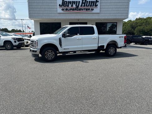 Used 2026 Ford F250 Lariat AWD/4WD image 1