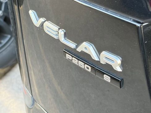 Used 2018 Land Rover Range Rover Velar S AWD/4WD image 7