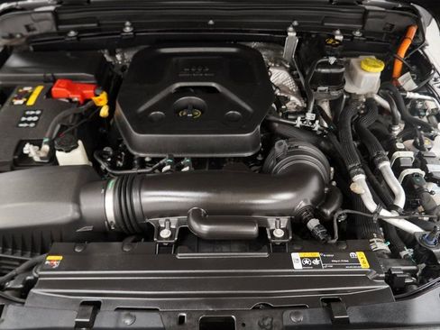 Used 2024 Jeep Wrangler Unlimited w/ Convenience Group image 51