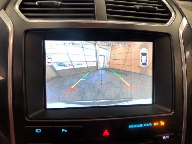Certified 2019 Ford Explorer Limited w/ Ford Safe & Smart Package AWD/4WD image 16