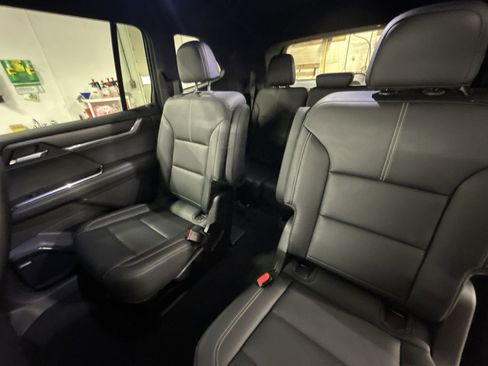 Certified 2024 GMC Acadia Elevation image 26