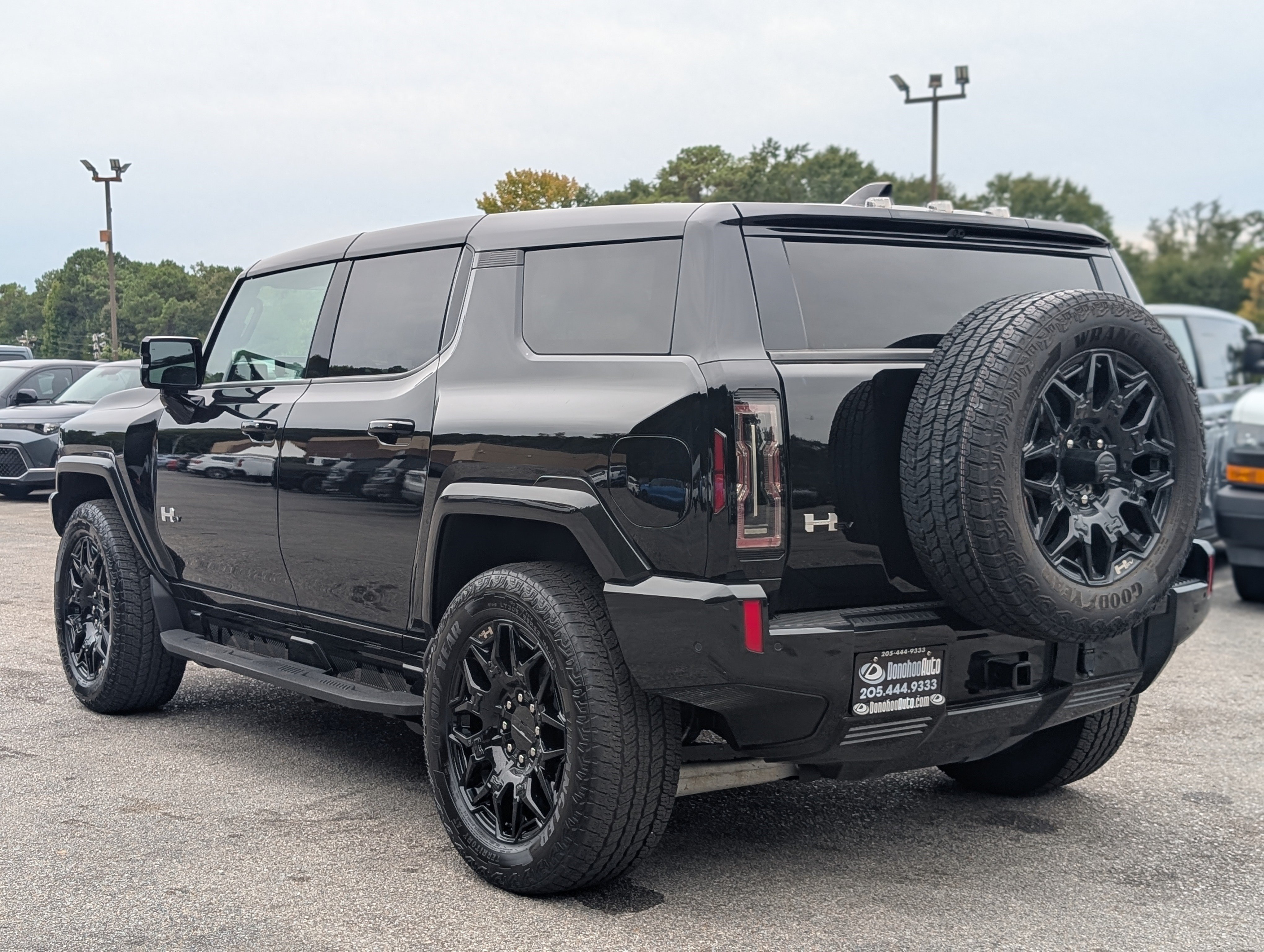 Used 2024 GMC Hummer EV 2X AWD/4WD image 7