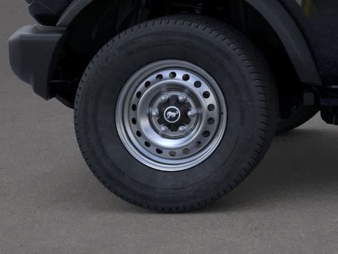 New 2025 Ford Bronco 4-Door image 21
