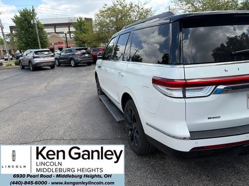 Used 2024 Lincoln Navigator Black Label AWD/4WD image 4