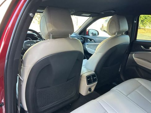 Used 2022 Genesis G70 2.0T RWD image 12