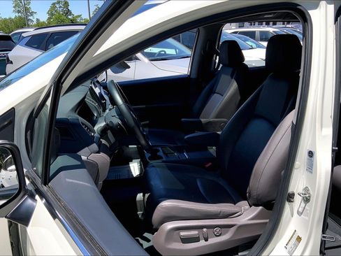 Used 2019 Honda Odyssey EX-L image 26