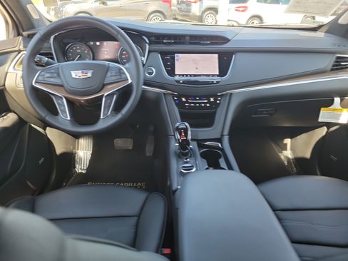 Certified 2023 Cadillac XT5 Premium Luxury w/ Platinum Package image 14
