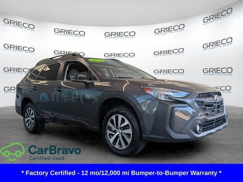 Used 2024 Subaru Outback Premium AWD/4WD image 1
