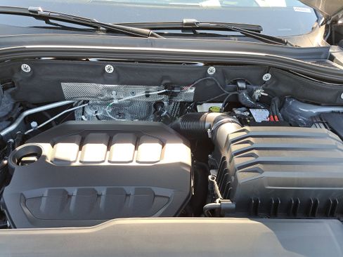 New 2026 Volkswagen Atlas Cross Sport SEL Premium R-Line AWD/4WD image 30