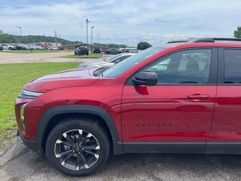 Used 2026 Chevrolet Equinox RS w/ Convenience Package III AWD/4WD image 2