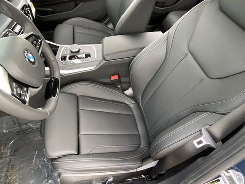 Used 2025 BMW 330i xDrive Sedan w/ Premium Package image 20