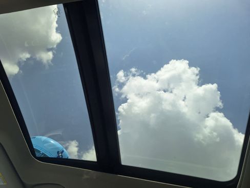 New 2025 Nissan Kicks Play S image 23