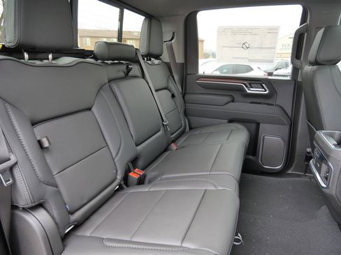 New 2026 GMC Sierra 3500 Denali w/ Denali Reserve Package AWD/4WD image 29